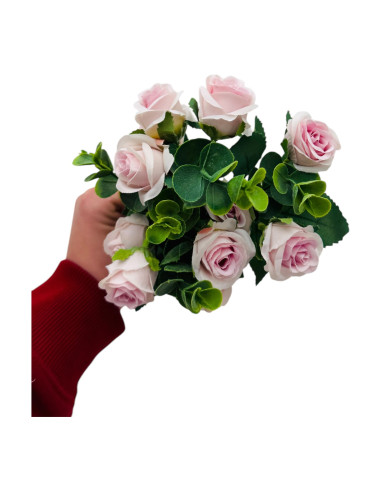 Buchet cu11 trandafiri lila si frunze...