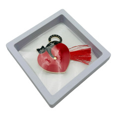 Brosa Martisor, Cat Love in cutie cu expunere 3D...