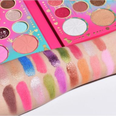Set de Machiaj Kevin&Coco, 72 de Culori, Paleta de Farduri, Iluminatoare, Blush, Model Christmas Babe, Oglinda Rotunda, 25.5x20x