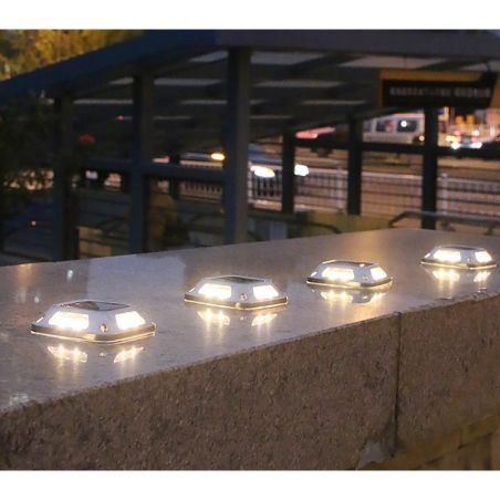 Lampa solara LED pentru gradina Flippy, 8 LED-uri, prindere de perete sau impamantare, IP65, forma patrat, material ABS si Polic
