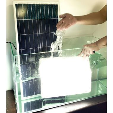 Proiector LED cu Panou Solar Flippy, Senzor de lumina Waterproof, 100W, 23x18 cm, suport U inclus, panou afisaj nivel baterie, t