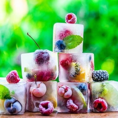 Forma pentru gheata cu presa Flippy, din silicon alimentar, 6 cuburi, caserola pentru depozitare, usor de folosit si curatat, 10