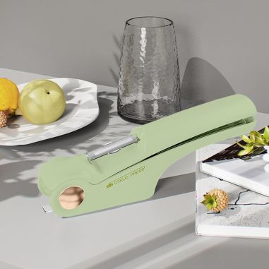 Presa Multifunctionala pentru Usturoi 4in1, Flippy, Presa, Feliator, Desfacator de Borcane, Curatator Fructe/Legume, 22 x 8.8 cm