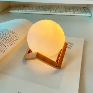 Lampa de veghe luna 3D Moon Light, lumina LED alb cald, alimentare baterii, fara acumulator, stand din plastic inclus, ø 10 cm, 