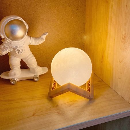 Lampa de veghe in forma de luna 3D Moon Light Alb Rece, alimentare baterii, stand plastic inclus, 8 cm, Flippy