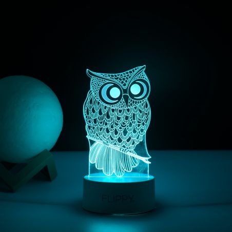 Lampa LED decorativa, Flippy, 3D, Bufnita, cu USB si baterii, 20 cm inaltime, din material acril, lumina multicolora si telecoma