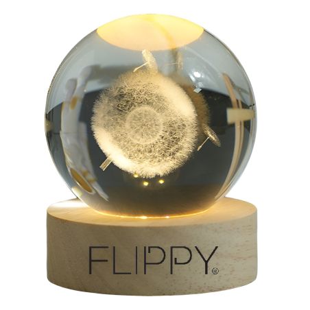 Lampa LED Decorativa, Flippy, cu Bila de Cristal cu Diametru 6cm, Model Papadie 3D, Alimentare USB, Suport din Lemn, Lumina Alb 