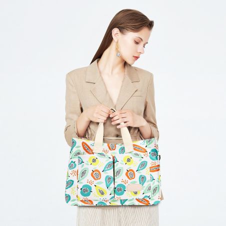 Geanta de Mana/Umar, Multifunctionala, Flippy, Inchidere cu Capsa, Imprimeu Fructe, Material Textil, 33.5 x 25 x 14.5 cm, Multic